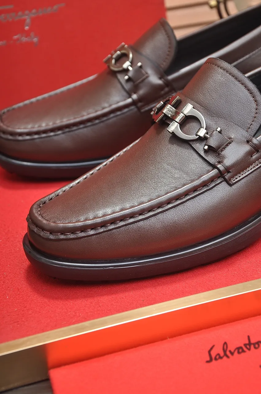 Men's shoes 💰560💶[Ferragamo/Ferragamu] (high-end Niuli) New 🍀 Ferragamo* - top version Ferragamo's classic formal leather shoes! Made of imported original cowhide, the inner top layer is comfortable cowhide lining! Original wear-resistant rubber outsole! High quality products! Code number 38-45 (45 customized)